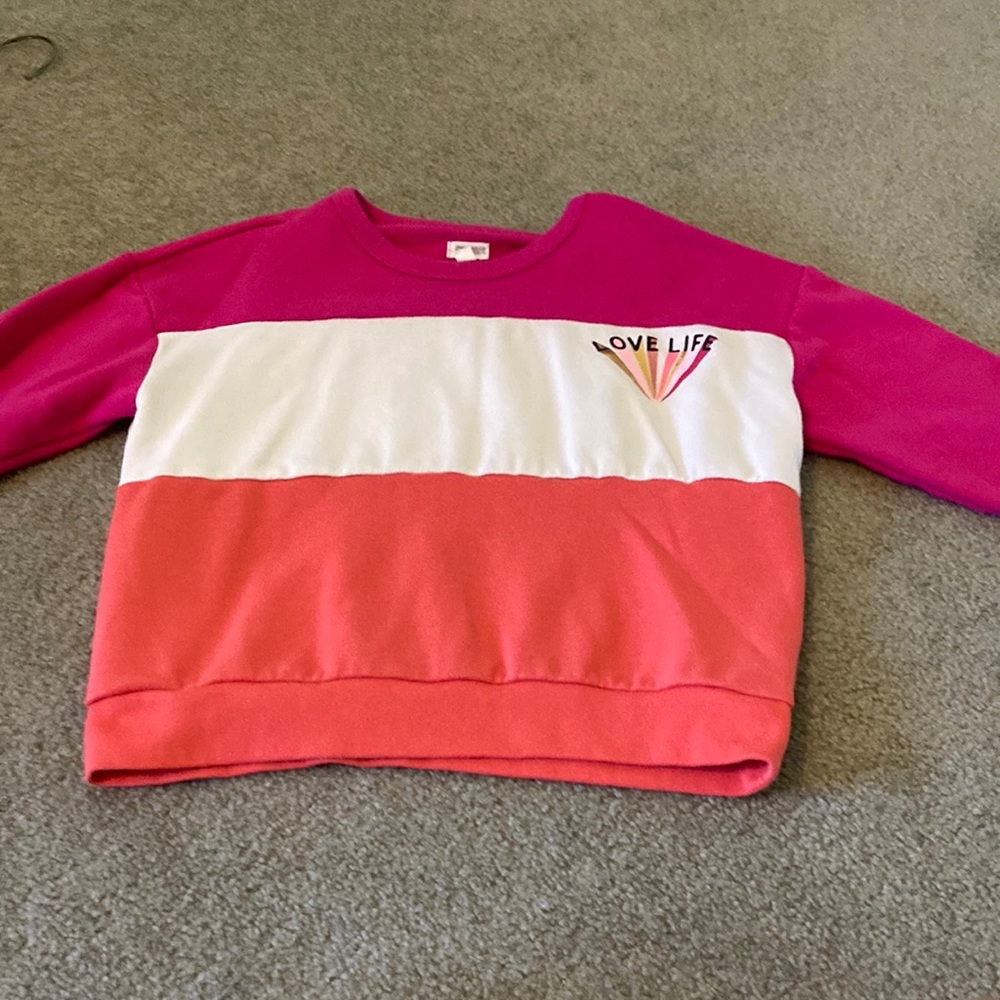 Sweatshirt